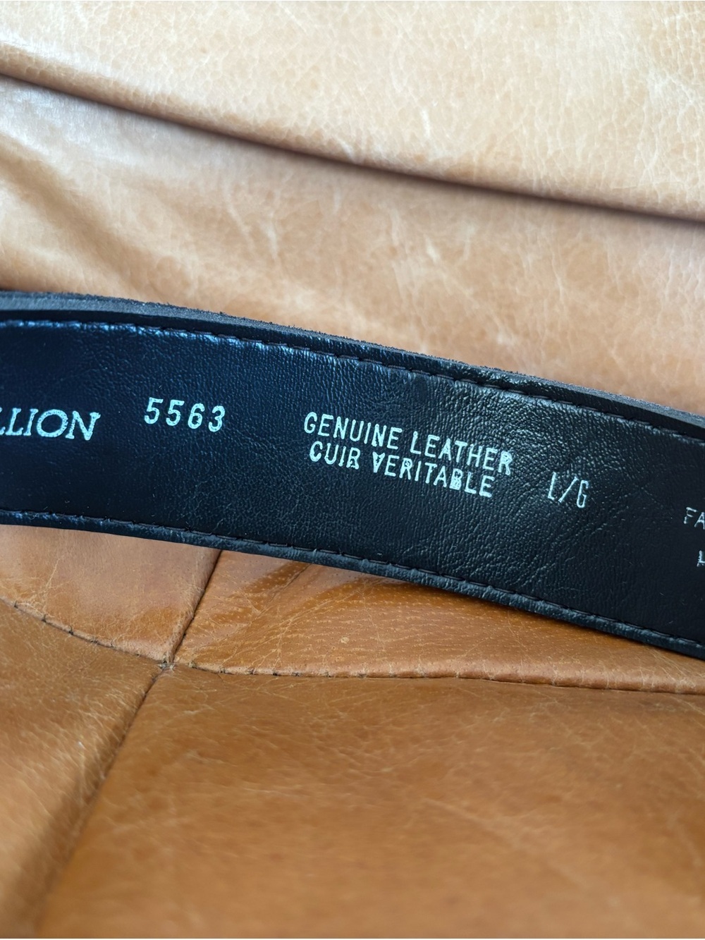 Vermillion Black Suede Belt Gold Lion Buckle Made in Canada Old Money Vintage - Picture 7 of 10